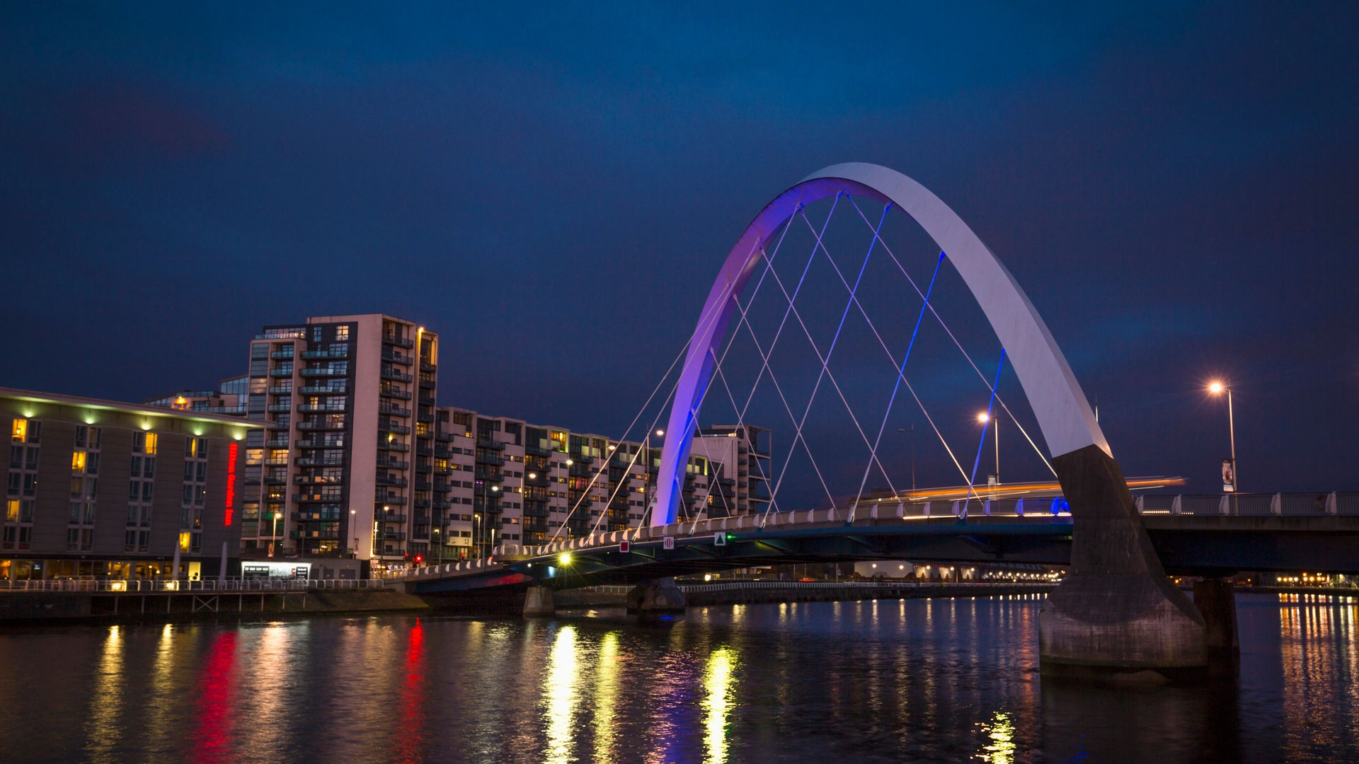 The Clyde Arc by night 